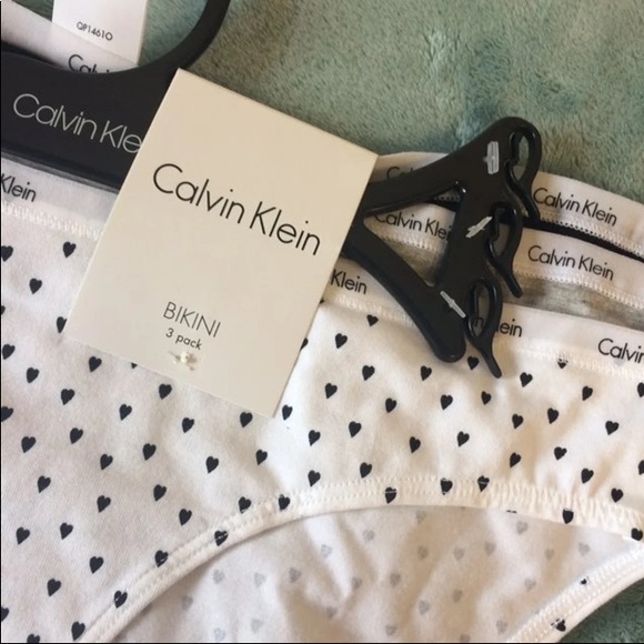 💥SALE💥 Calvin Klein Underwear Bundle - Picture 3 of 4